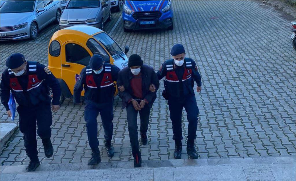 Beydağ'da aranan hükümlü jandarma tarafından yakalandı