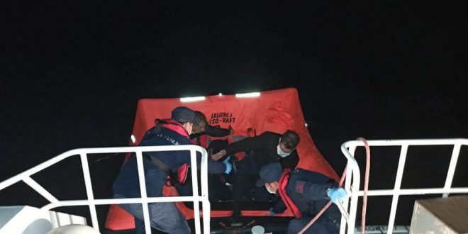 Bodrum'da Türk kara sularına itilen 5 düzensiz göçmen kurtarıldı