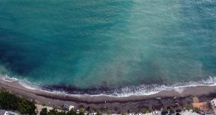 Bodrum'da yağış sonrası denizin rengi değişti