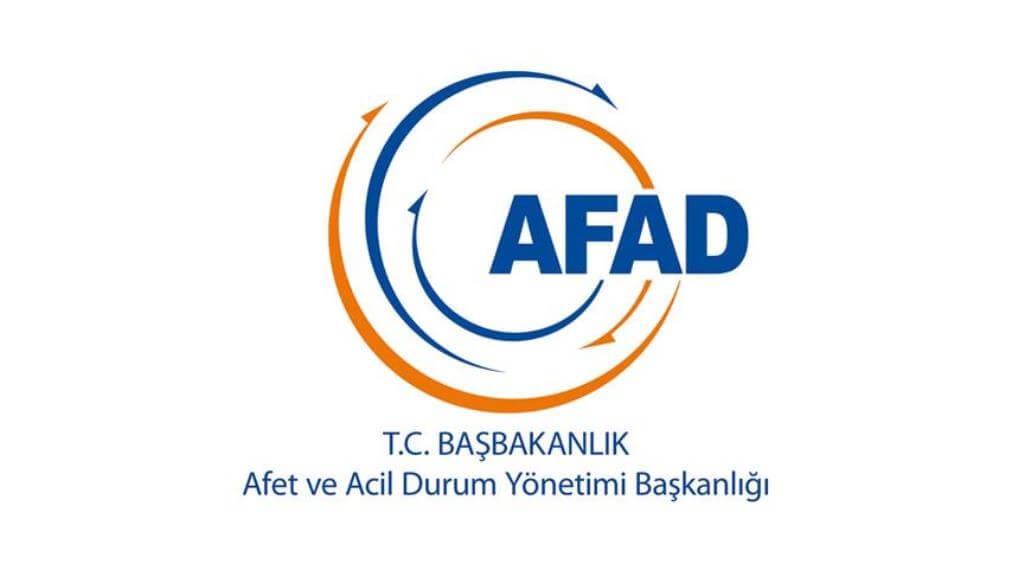 Denizli'de dağda kaybolan 3 kişi için AFAD arama çalışması başlattı