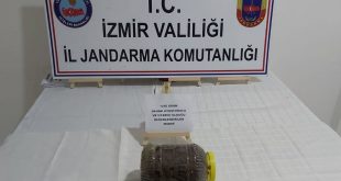 İzmir Seferihisar'da bir evde 1600 gram esrar ele geçirildi 1 gözaltı