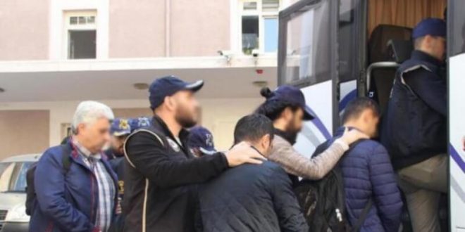 İzmir'de FETÖ'nün TSK yapılanması Operasyonlarında 14 ayda 903 şüpheli tutuklandı