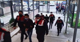 İzmir'de bir kişinin öldürülmesiyle ilgili yakalanan 4 şüpheliden biri tutuklandı