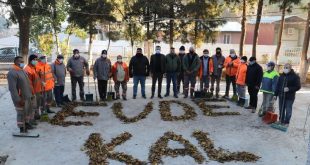 Manisa'da temizlik işçilerinden Evde Kal çağrısı