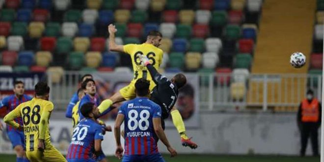 Menemenspor, Mamadou Traore ve Fatih Demirlek'i kadrosuna kattı