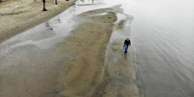 Muğla'da deniz suyu 40 metre çekildi