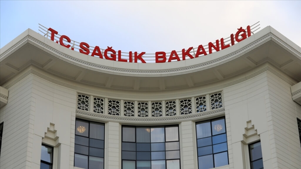 Sağlık Bakanlığı aşı dolandırıcılığına karşı uyardı