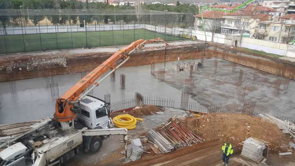 Soma'da hayırsever iş adamının yaptıracağı okulun temeli atıldı