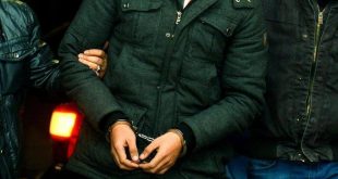 İzmir'de otomobil ve çelik kasa çaldığı öne sürülen hırsızlık şüphelisi tutuklandı