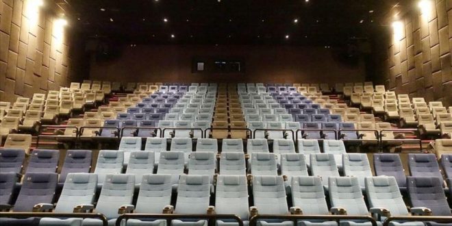 İzmir'de sinema salonları 1 Nisan'a kadar kapalı olacak