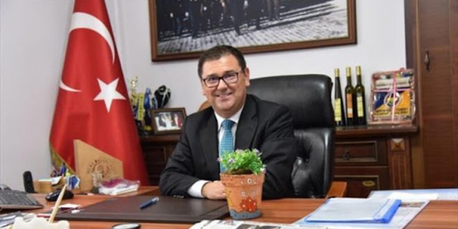 Milas Belediye Başkanı Tokat'tan, belediye personelinin "rüşvet" iddiasıyla gözaltına alınmasıyla ilgili açıklama