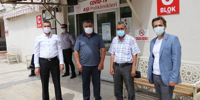 Denizli'de muhtarlara Kovid-19 aşısı yapılmaya başlandı