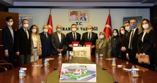 Aydın Valisi Hüseyin Aksoy ve ailesi, Trabzon'da anaokulu yaptıracak