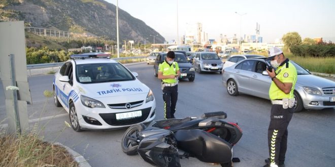 Aydın'da 3 yıl kesinleşmiş hapis cezası bulunan sanık çalıntı motosikletle kaçarken yakalandı