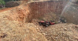 Aydın'da devrilen traktörün sürücüsü öldü