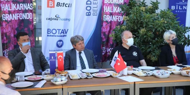 Bisiklette Bodrum Halikarnas Gran Fondo Uluslararası Yol Yarışı öncesi toplantı yapıldı