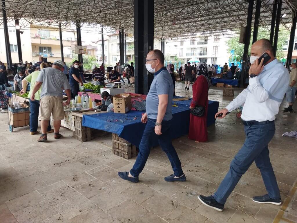 Denizli Valisi Ali Fuat Atik, pazar yerlerini denetledi