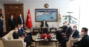 Enerji ve Tabii Kaynaklar Bakanı Dönmez'den Denizli'nin 6 ilçesine doğal gaz müjdesi: