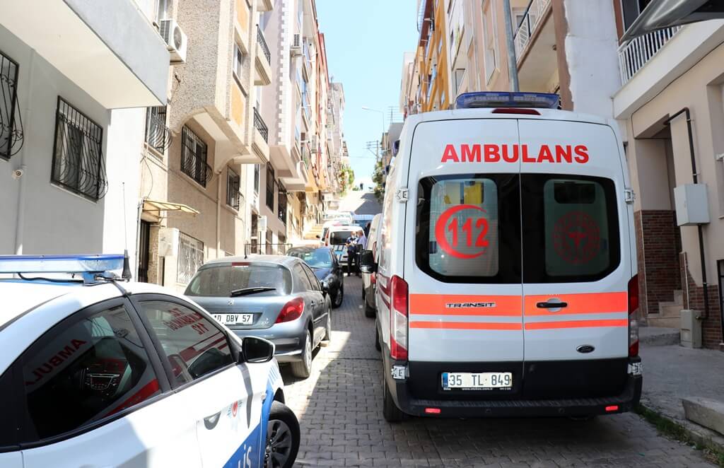 İzmir Buca'da kızını boğarak öldürdüğünü söyleyen anne