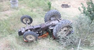 Manisa Kula ilçesinde devrilen traktörün sürücüsü hayatını kaybetti