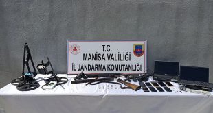 Manisa'da definecilere yönelik operasyonda gözaltına alınan zanlılardan 7'si tutuklandı