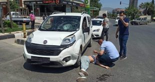 Manisa'da otomobil, elektrikli bisikletle çarpıştı: 2 yaralı