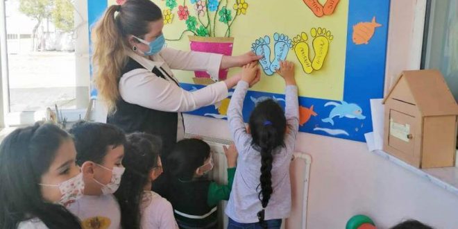 Sandıklı'da minik öğrencilere "İngilizce ilk adım" projesi