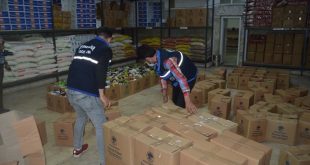 Yarım Elma derneği Afyonkarahisar'da ihtiyaç sahibi 2 bin aileye ramazan yardımı