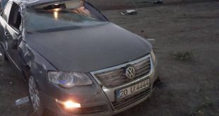 Afyonkarahisar'da otomobil şarampole devrildi: 1 ölü, 1 yaralı