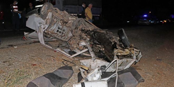 Bolvadin ilçesinde devrilen otomobilin sürücüsü öldü