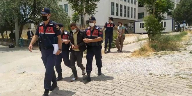 Denizli'de 3 hırsızlık şüphelisi jandarma dedektif timlerince yakalandı