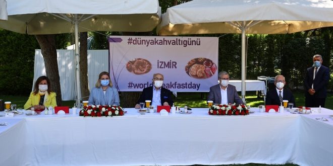 Dünya Kahvaltı Günü, İzmir Valiliğinin düzenlediği programla kutlandı