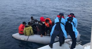 İzmir Deniz açıklarında 70 sığınmacı kurtarıldı