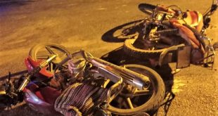 İzmir'de çarpışan iki motosikletin sürücüleri yaralandı