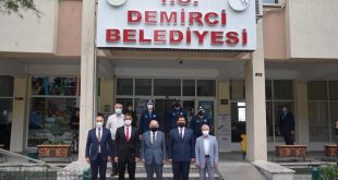 Manisa Valisi Karadeniz, Demirci'de incelemelerde bulundu