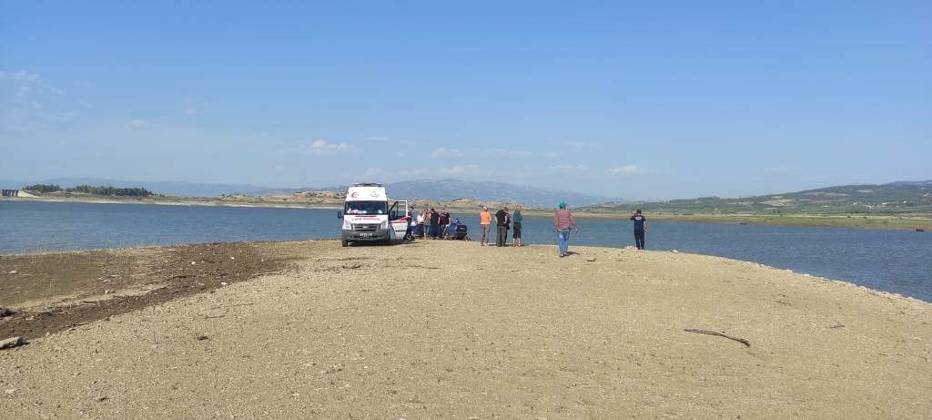 Manisa'da baraj gölünde kaybolan kadın aranıyor