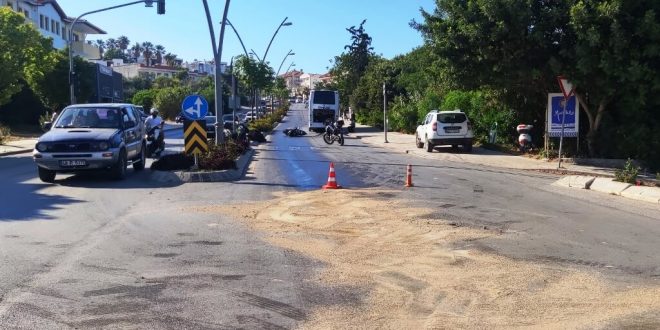 Muğla Datça ilçesinde yola dökülen yağ nedeniyle 8 motosiklet kazası oldu