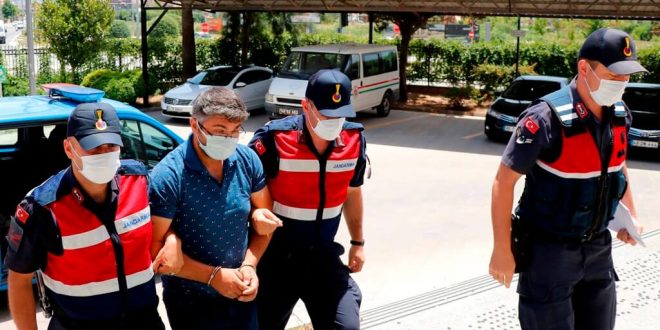 Muğla'da kesinleşmiş hapis cezası olan FETÖ hükümlüsü yakalandı