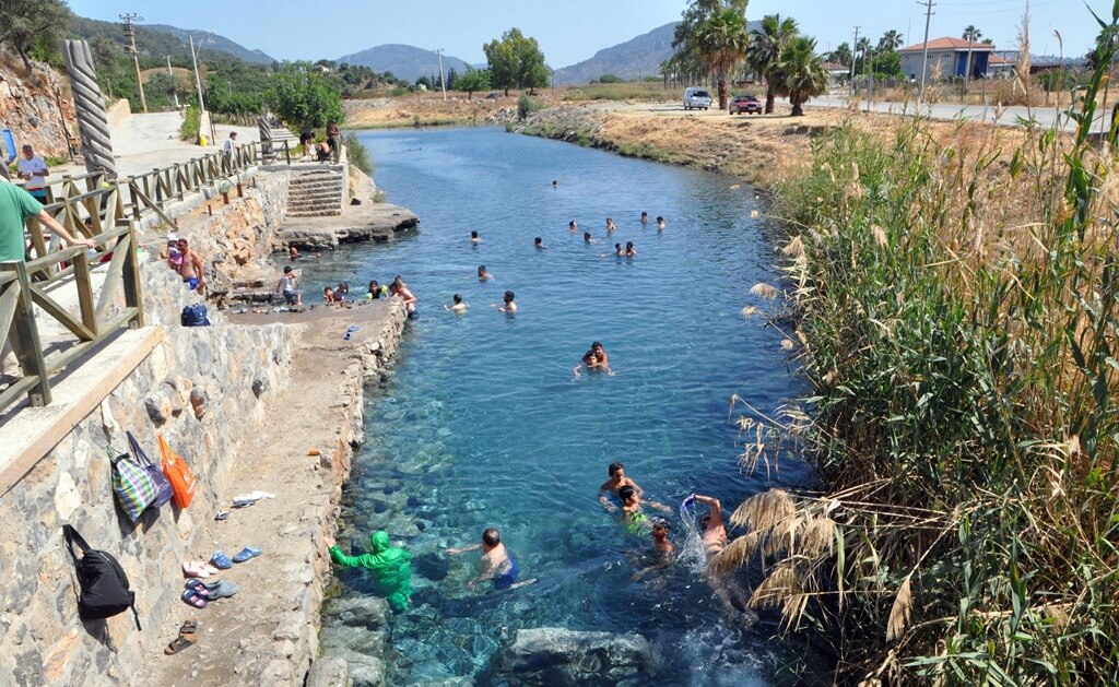 Muğla'da su kaplıcaları tesisinde çalışmalar sürüyor