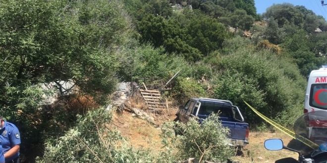 Muğla'nın Marmaris ilçesinde kazada pikap ile motosiklet çarpıştı 1 ölü, 1 yaralı