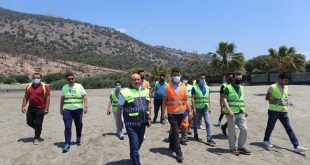 Seydikemer Belediye Başkanı Otgöz'den, AK Parti İlçe Teşkilatının plaj temizliğine destek