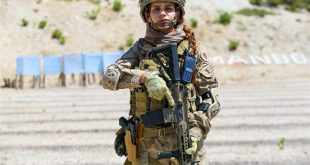 Yerleşim birimlerindeki terör operasyonları için eğitim alan ilk kadın astsubay göreve hazır