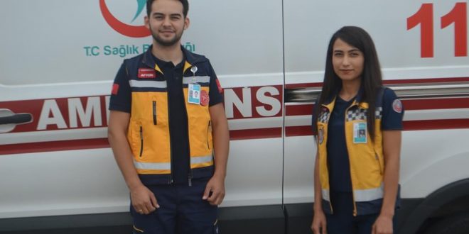 Afyonkarahisar'da 112 ekibi, hamile kadınının doğumunu ambulansta yaptırdı