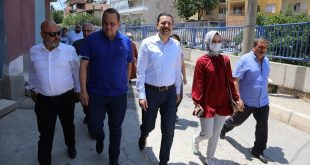 AK Parti'li Mahmut Atilla Kaya'dan İzmir Büyükşehir Belediyesine kentsel dönüşüm eleştirisi
