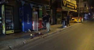 İzmir Karabağlar ilçesinde bıçaklı kavga : 1 ölü
