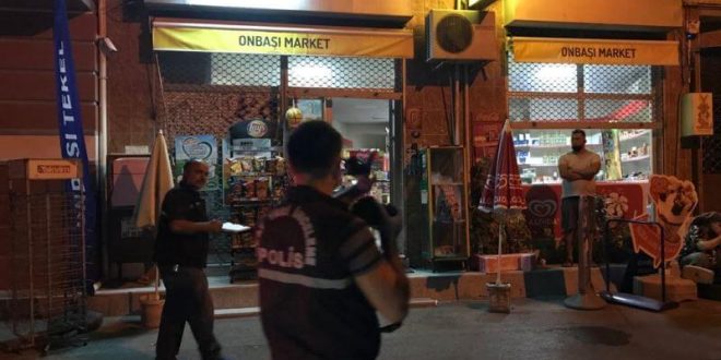 İzmir Bornova İlçesinde çıkan bıçaklı kavgada 1 kişi ağır yaralandı