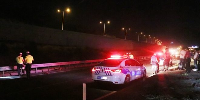İzmir'de çekicinin çarptığı motosiklet sürücüsü öldü