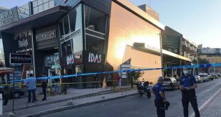 İzmir Karabağlar'da silahlı kavgada 4 kişi yaralandı