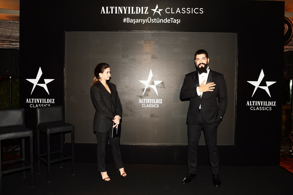 Altınyıldız Classics Burak Özçivit’li yeni sezon reklam filmini özel bir davetle tanıttı