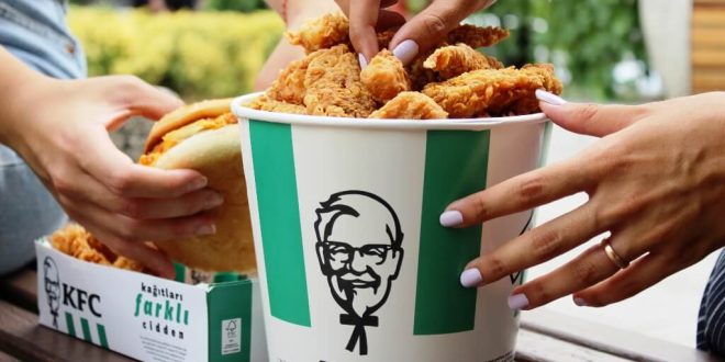 KFC TÜRKİYE, FSC SERTİFİKALI YEŞİL AMBALAJLARIYLA “KAĞITLARI FARKLI CİDDEN” DEDİRTİYOR…